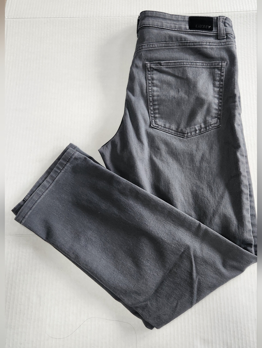 DKNY Men’s Charcoal Slim Straight Chinos Size 32x30